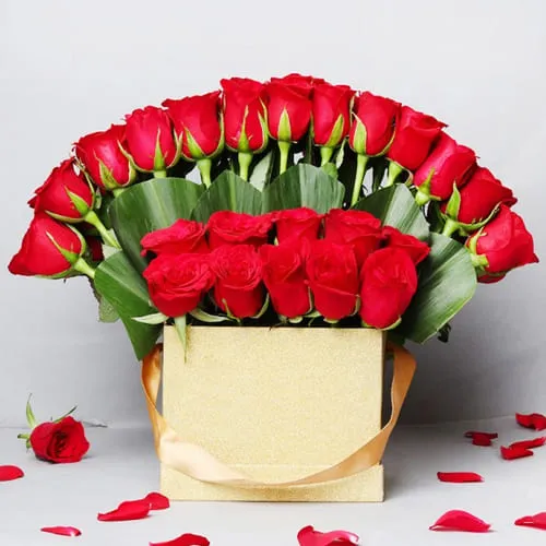 Premium Box Arrangement of Red Roses