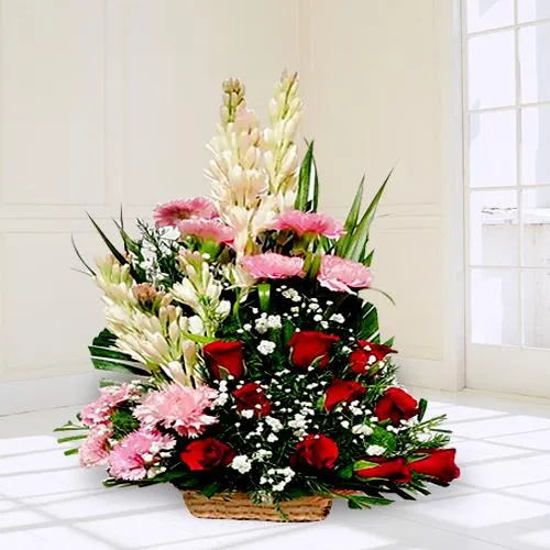 Gorgeous Florist Creation Arrangement