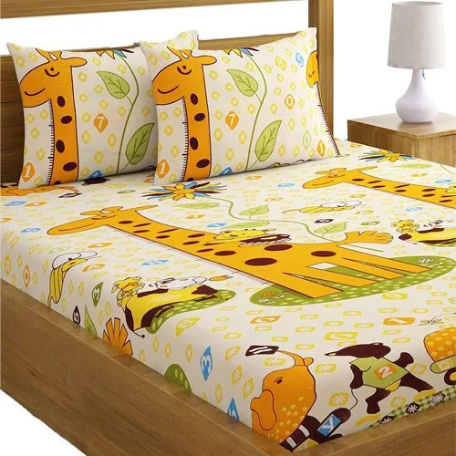 Fantastic Giraffe Print Double Bed Sheet N Pillow Cover Combo