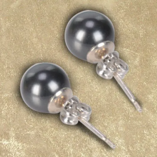 Marvelous Pearl Tops Earring Set