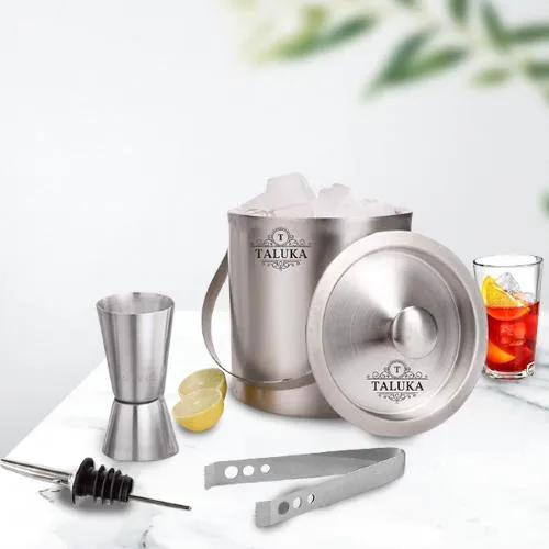 Wonderful 4 Pc Stainless Steel Bar Accessories Set