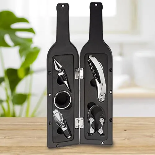 Impressive 5 Pc Bottle Shaped Wine Accessory Kit