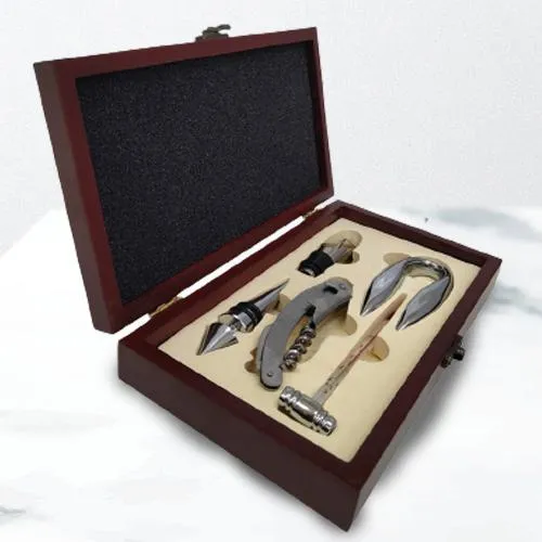Exclusive 5 Pc Wine Accessory Gift Set