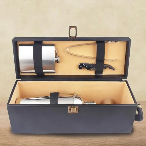 Exquisite Leatherette Travel Bar Set