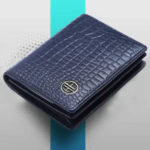 Stylish Leather RFID Protected Card Holder Wallet