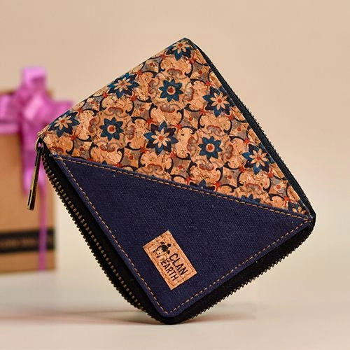 Trendy Eco Friendly Printed Kiwi Zip Cork Wallet