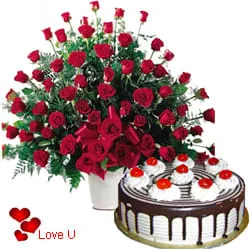 Dutch Red Roses with Black Forest Cake