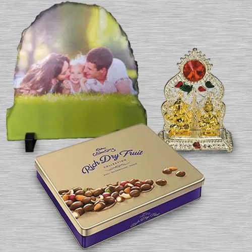 Remarkable Personalized Anniversary Presents Hamper
