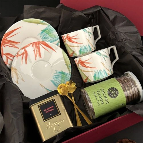 Elegant Wellness Tea Hamper