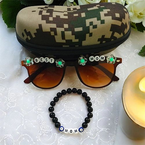 Personalized Mom Goggle  N  Bead Bracelet Gift