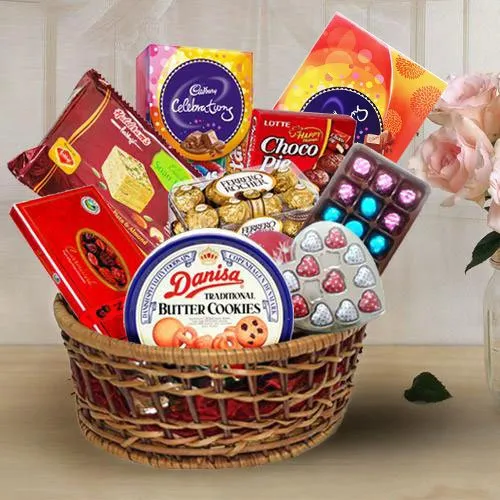 Marvelous Assortment Gift Hamper for Mothers Day