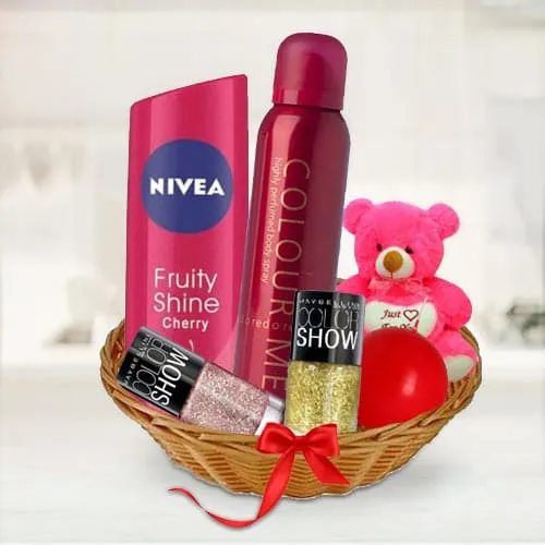 Beautiful Gift Basket for Ladies