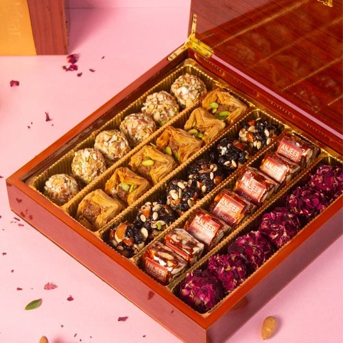 Sweets Heaven Hamper from Kesar