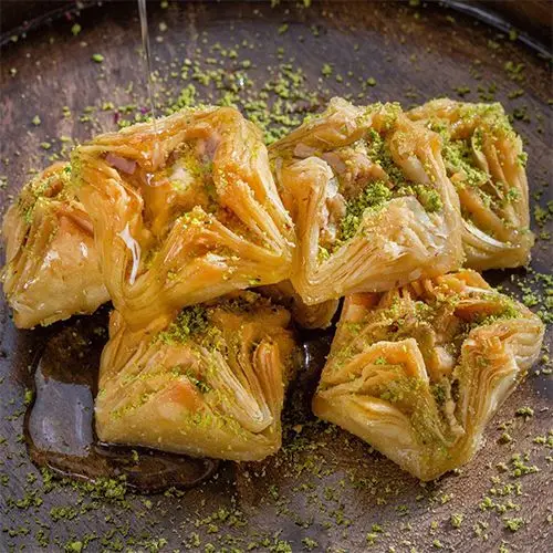 Exquisite Pyramid Baklava Delight