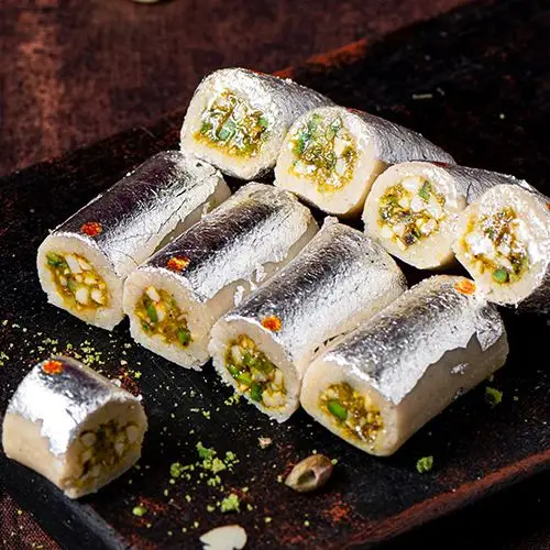 Premium Kaju Pista Roll Box