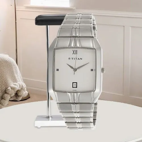 Exclusive Titan Karishma Multi Function Analog Watch
