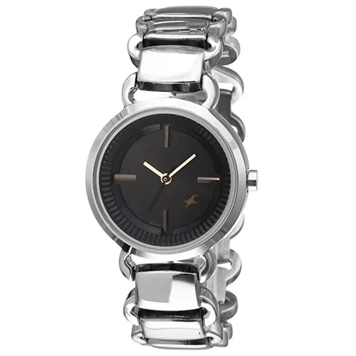 Attractive  Black Dial Ladies Analog Watch